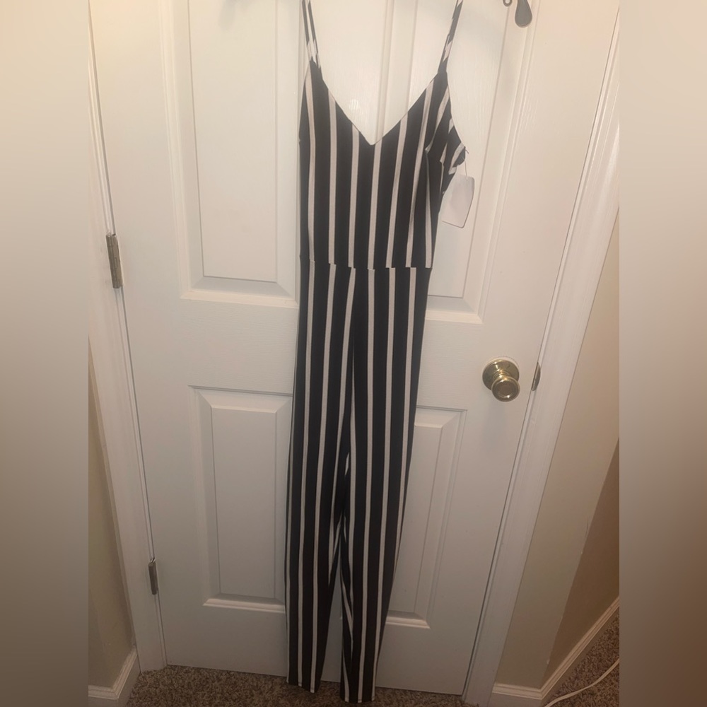 Black and white jumpsuit/ romper